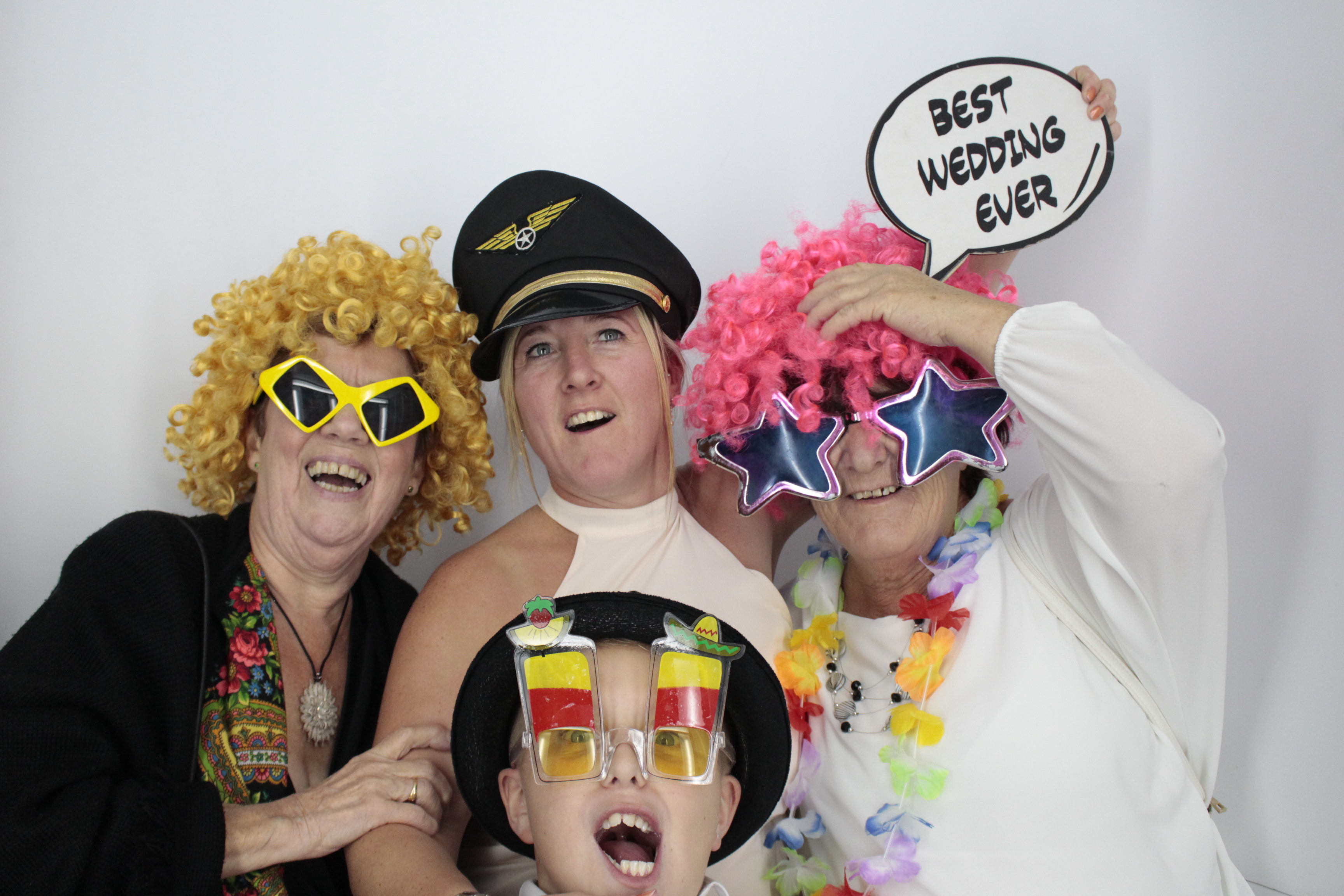 Charlotte & Chris’ Wedding | View more photos from the event at gallery.myphotoboothexperience.co.uk/u/MyPhotoBoothExperienceLtd/Charlotte-Chris’-Wedding